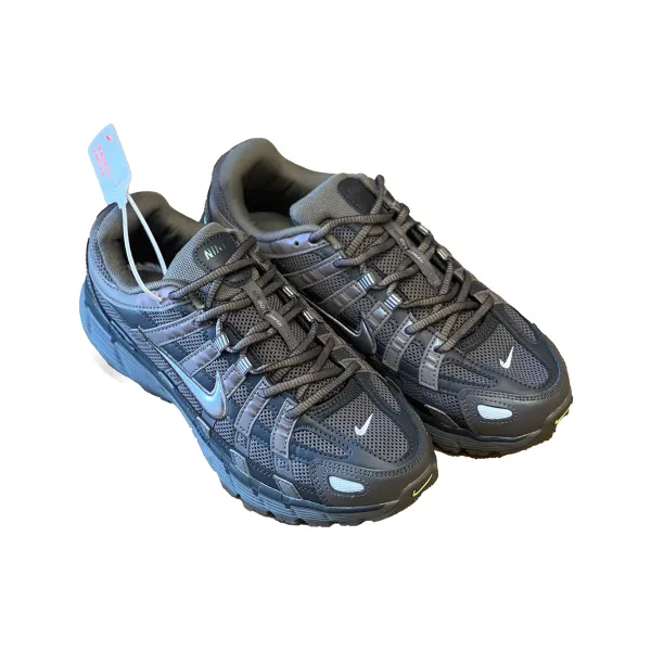 Shoes · S117 from the Six Seven Shop catalogue