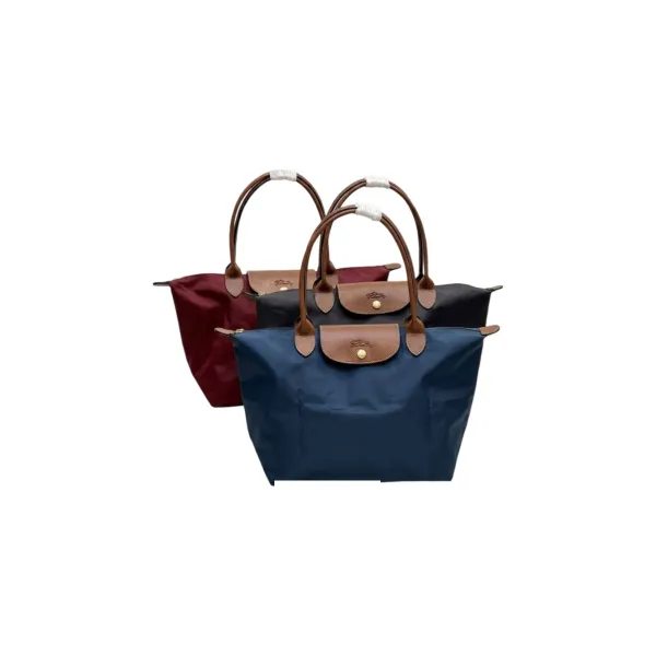 Bags & accessories · B014 from the Six Seven Shop catalogue