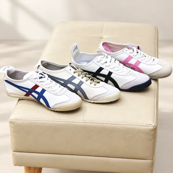 Shoes collection · S196 from the Six Seven Shop catalogue