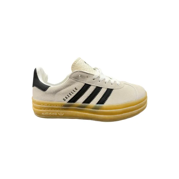Shoes · S024 from the Six Seven Shop catalogue