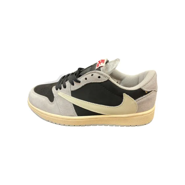 Shoes · S051 from the Six Seven Shop catalogue