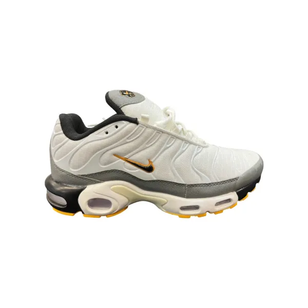 Shoes · S069 from the Six Seven Shop catalogue